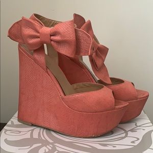 Ladies shoe